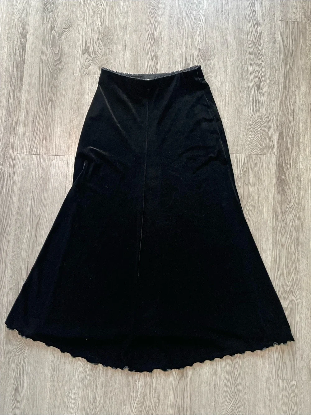 VTG Max Studio velvet velour maxi skirt